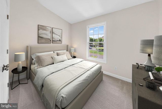 21152 HEDGEROW TER, Ashburn, VA 20147