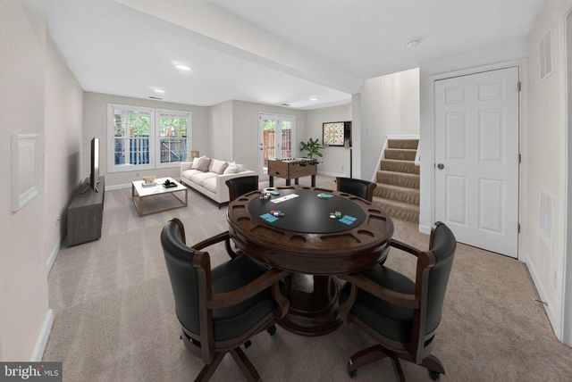 21152 HEDGEROW TER, Ashburn, VA 20147