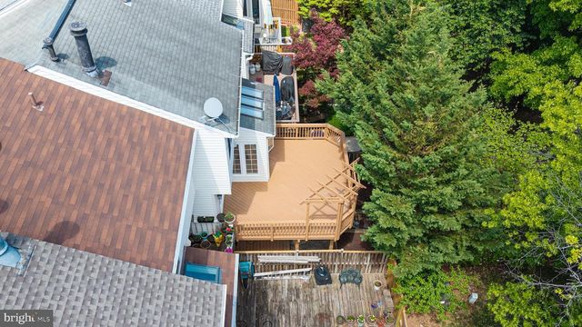 21152 HEDGEROW TER, Ashburn, VA 20147