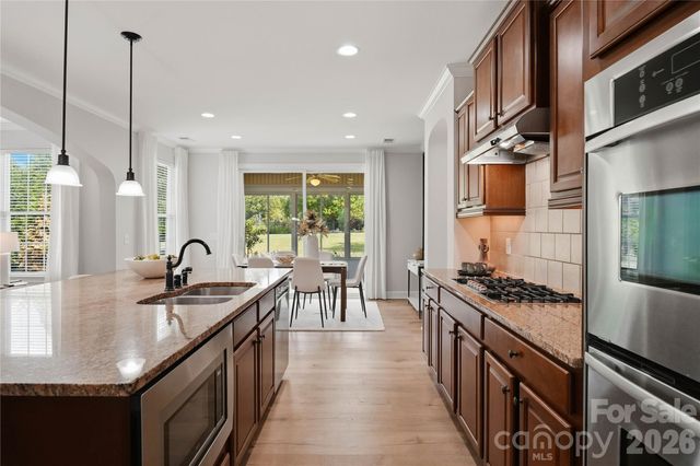 911 Oleander Lane, Waxhaw, NC 28173