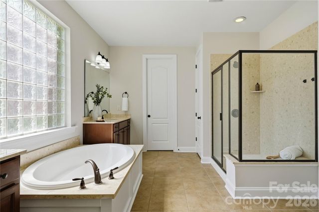 911 Oleander Lane, Waxhaw, NC 28173