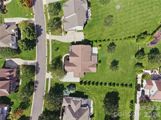 911 Oleander Lane, Waxhaw, NC 28173