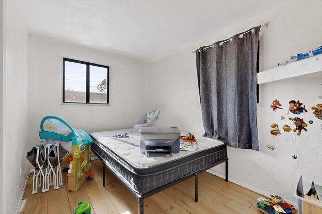 2833 HERMOSA Drive NE, Albuquerque, NM 87110