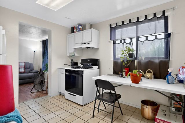 2833 HERMOSA Drive NE, Albuquerque, NM 87110