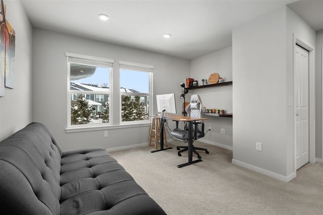 4128 Enclave Way, Kalamazoo, MI 49006