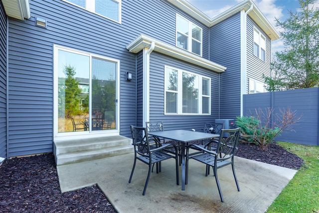 4128 Enclave Way, Kalamazoo, MI 49006