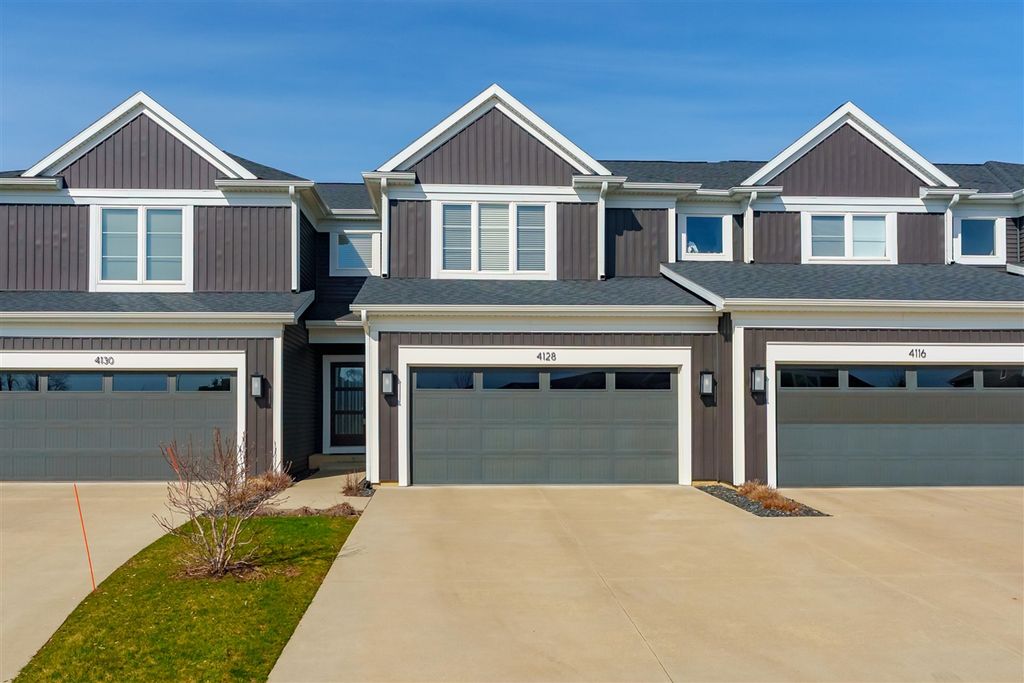 4128 Enclave Way, Kalamazoo, MI 49006