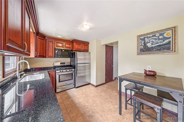 171 Berehaven Drive, Amherst, NY 14228