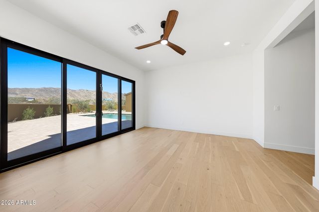 4572 N REGENT Street, Buckeye, AZ 85396