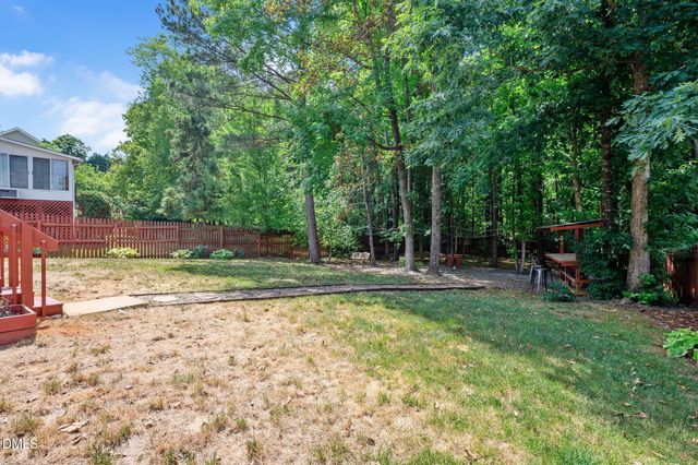 105 New Parkside Drive, Chapel Hill, NC 27516