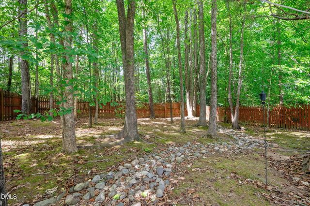 105 New Parkside Drive, Chapel Hill, NC 27516