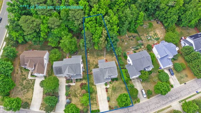 105 New Parkside Drive, Chapel Hill, NC 27516