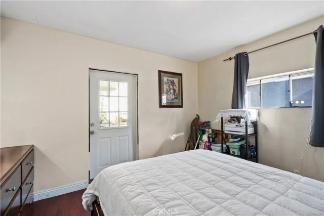 8766 Dalton Avenue, Los Angeles, CA 90047