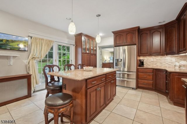 12 Edgewood Rd, Edison Twp., NJ 08820