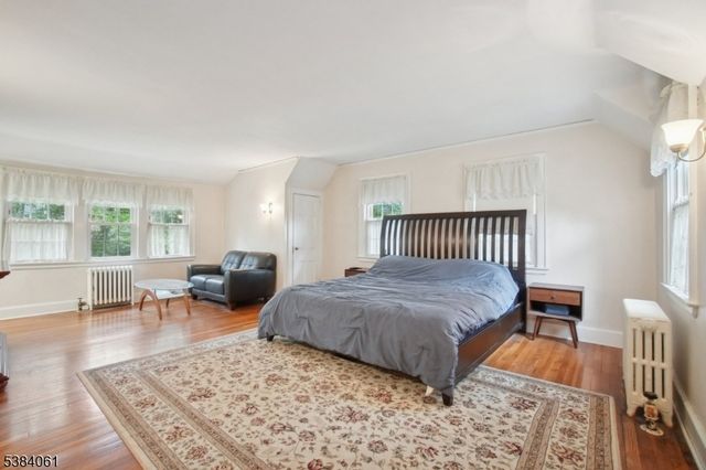 12 Edgewood Rd, Edison Twp., NJ 08820