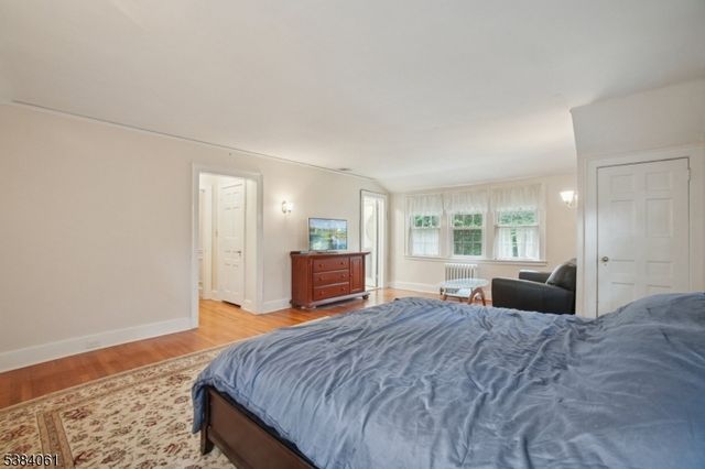 12 Edgewood Rd, Edison Twp., NJ 08820