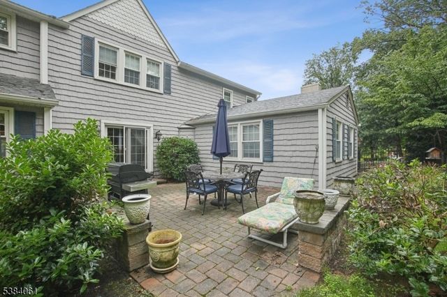 12 Edgewood Rd, Edison Twp., NJ 08820