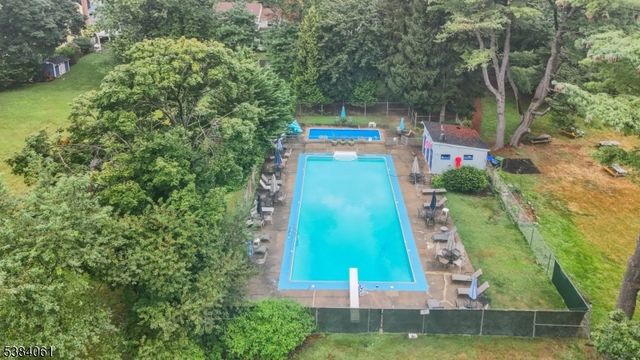 12 Edgewood Rd, Edison Twp., NJ 08820