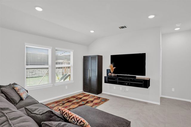 1111 Meadow Side Drive, Princeton, TX 75407