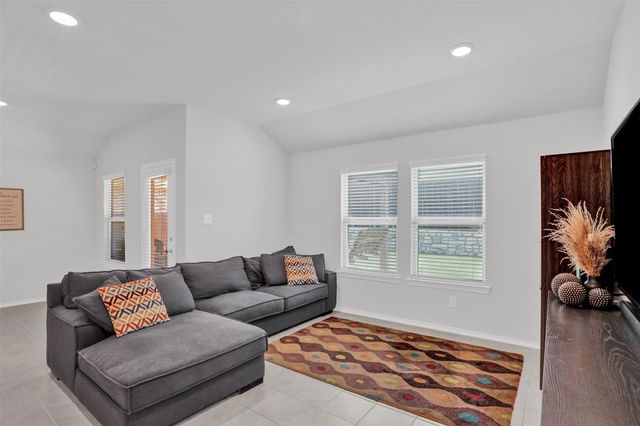 1111 Meadow Side Drive, Princeton, TX 75407