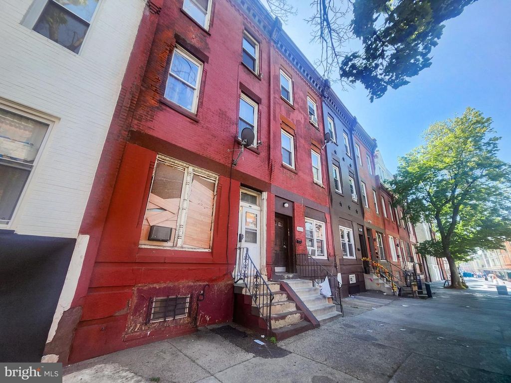 2231 N 16TH ST, Philadelphia, PA 19132