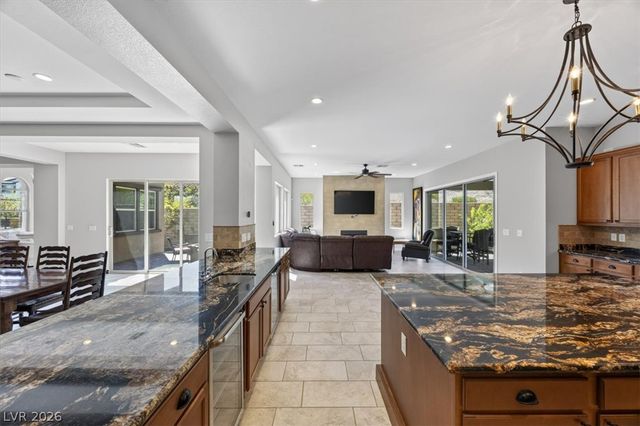 11944 Dolcemente Lane, Las Vegas, NV 89138