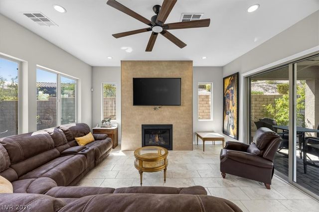 11944 Dolcemente Lane, Las Vegas, NV 89138