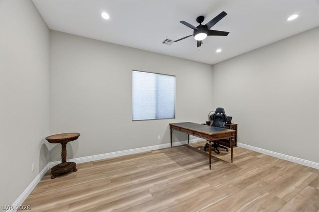 11944 Dolcemente Lane, Las Vegas, NV 89138