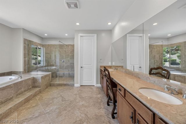 11944 Dolcemente Lane, Las Vegas, NV 89138