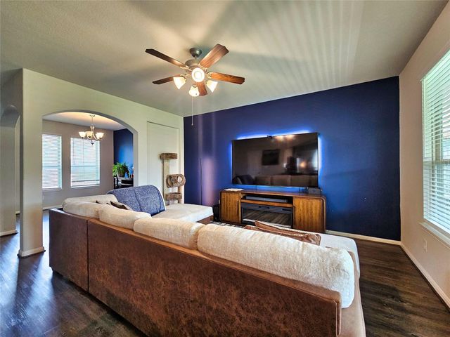 2711 Painted Sunrise Trail, Houston, TX 77045