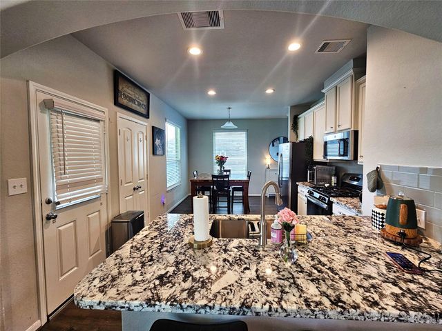 2711 Painted Sunrise Trail, Houston, TX 77045