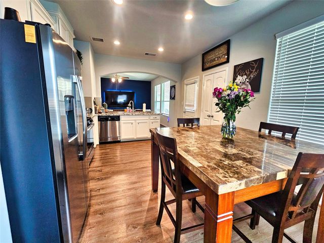 2711 Painted Sunrise Trail, Houston, TX 77045