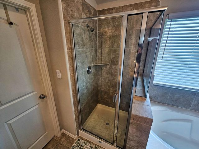 2711 Painted Sunrise Trail, Houston, TX 77045