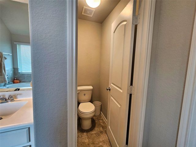 2711 Painted Sunrise Trail, Houston, TX 77045