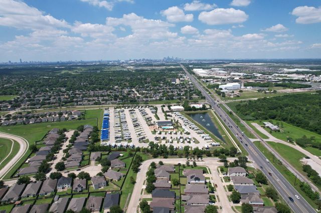 2711 Painted Sunrise Trail, Houston, TX 77045