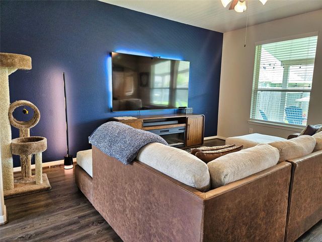 2711 Painted Sunrise Trail, Houston, TX 77045