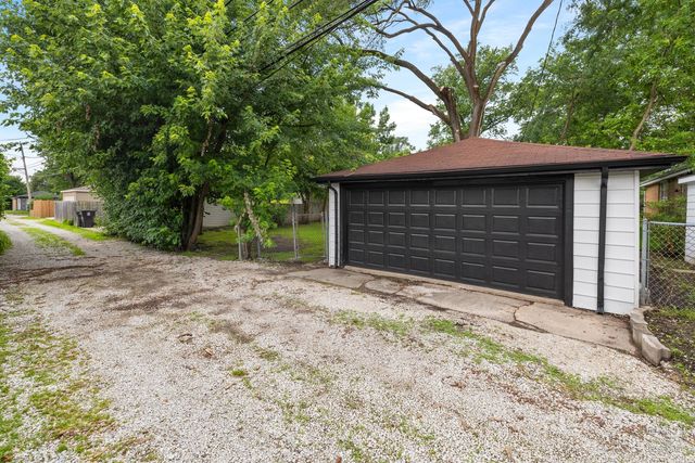 9513 Lowell Avenue, Skokie, IL 60076