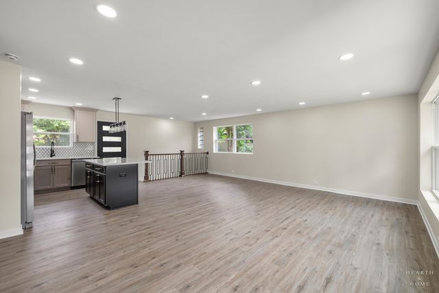 9513 Lowell Avenue, Skokie, IL 60076