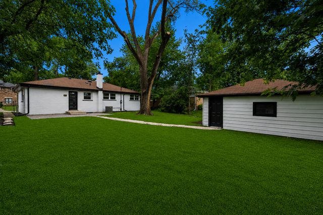 9513 Lowell Avenue, Skokie, IL 60076