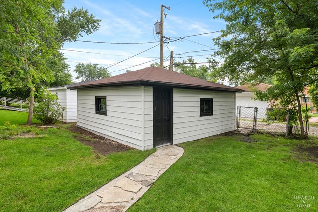 9513 Lowell Avenue, Skokie, IL 60076