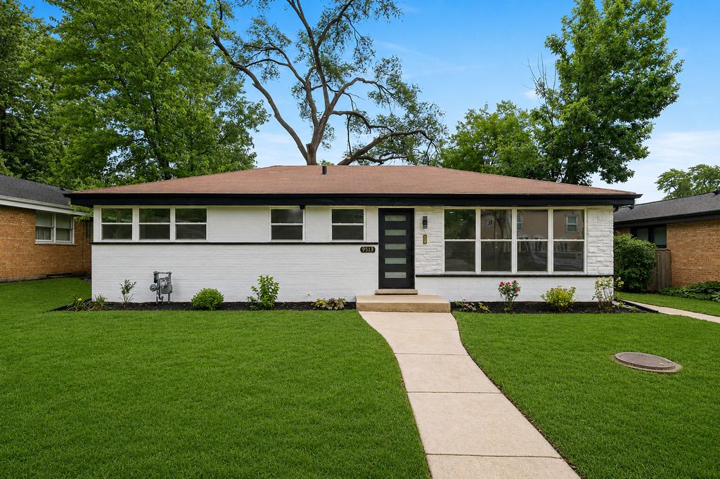9513 Lowell Avenue, Skokie, IL 60076