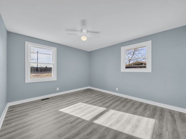 118 Forest Hills Dr, Clarksville, TN 37040