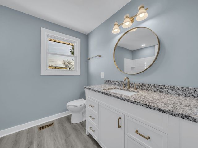 118 Forest Hills Dr, Clarksville, TN 37040