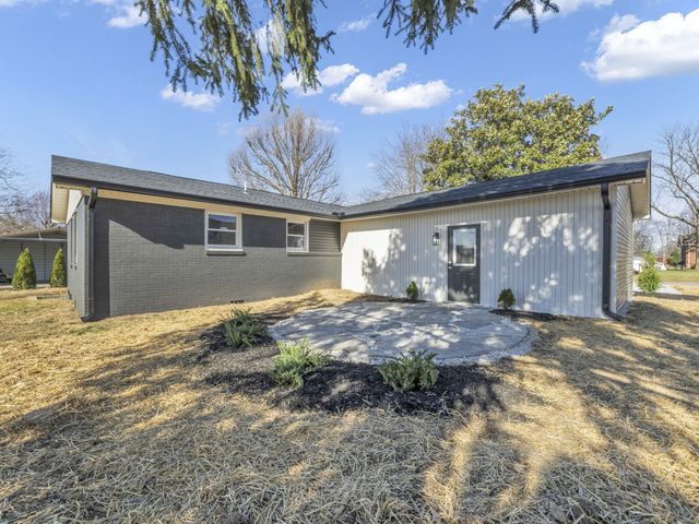 118 Forest Hills Dr, Clarksville, TN 37040