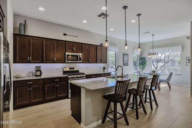 16925 W CYPRESS Street, Goodyear, AZ 85395