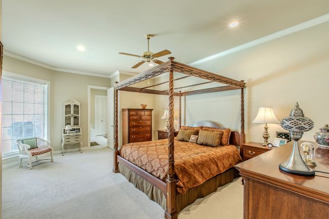 757 Village Green Drive, Desoto, TX 75115