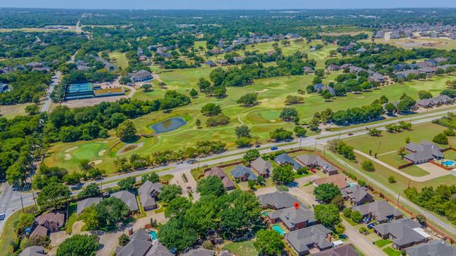 757 Village Green Drive, Desoto, TX 75115