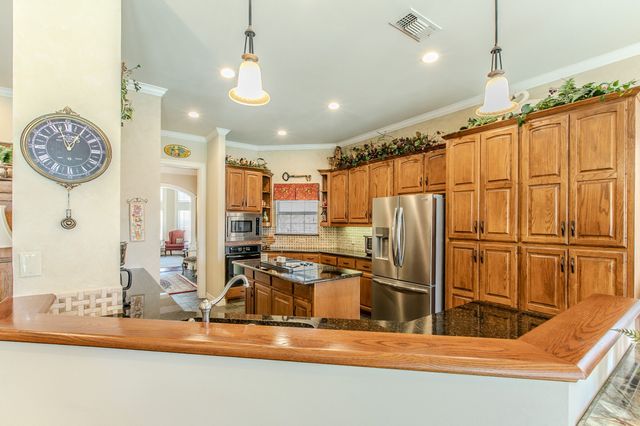 757 Village Green Drive, Desoto, TX 75115