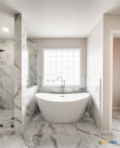 202 Ridge View, Victoria, TX 77904