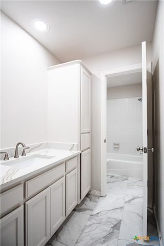 202 Ridge View, Victoria, TX 77904